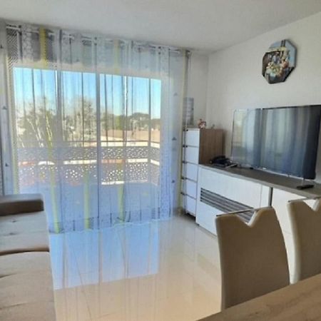 A 150M De La Plage - Coquet Appartement Pour 4 Personnes Vias Exterior foto